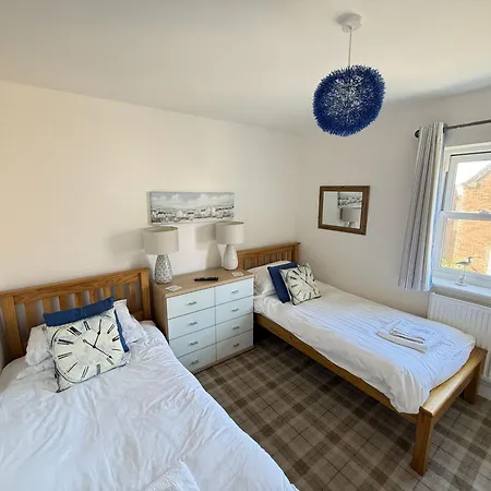 펜션 Beachside - Part Of The The Bay Village With Pool, Gym And Direct Access, Pub, Restaurant, Tennis And Meadows Walks