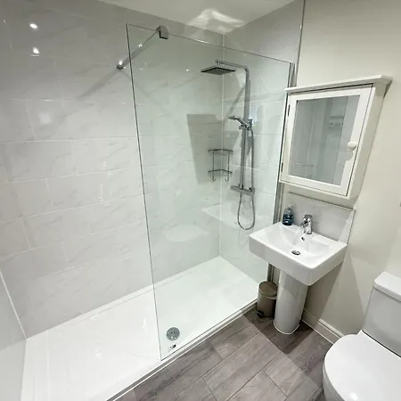 Beachside - Part Of The The Bay Village With Pool, Gym And Direct Access, Pub, Restaurant, Tennis And Meadows Walks Holiday home