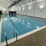 Beachside - Part Of The The Bay Village With Pool, Gym And Direct Access, Pub, Restaurant, Tennis And Meadows Walks Holiday home Filey